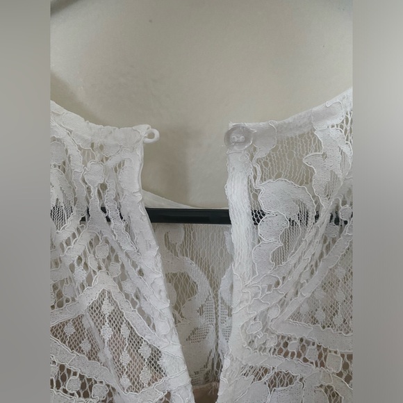 RARE EDITIONS - SLEEVELESS CREAM CASCADE DRESS - Picture 4 of 7